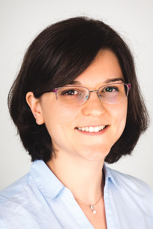 Dr. Marta Regis